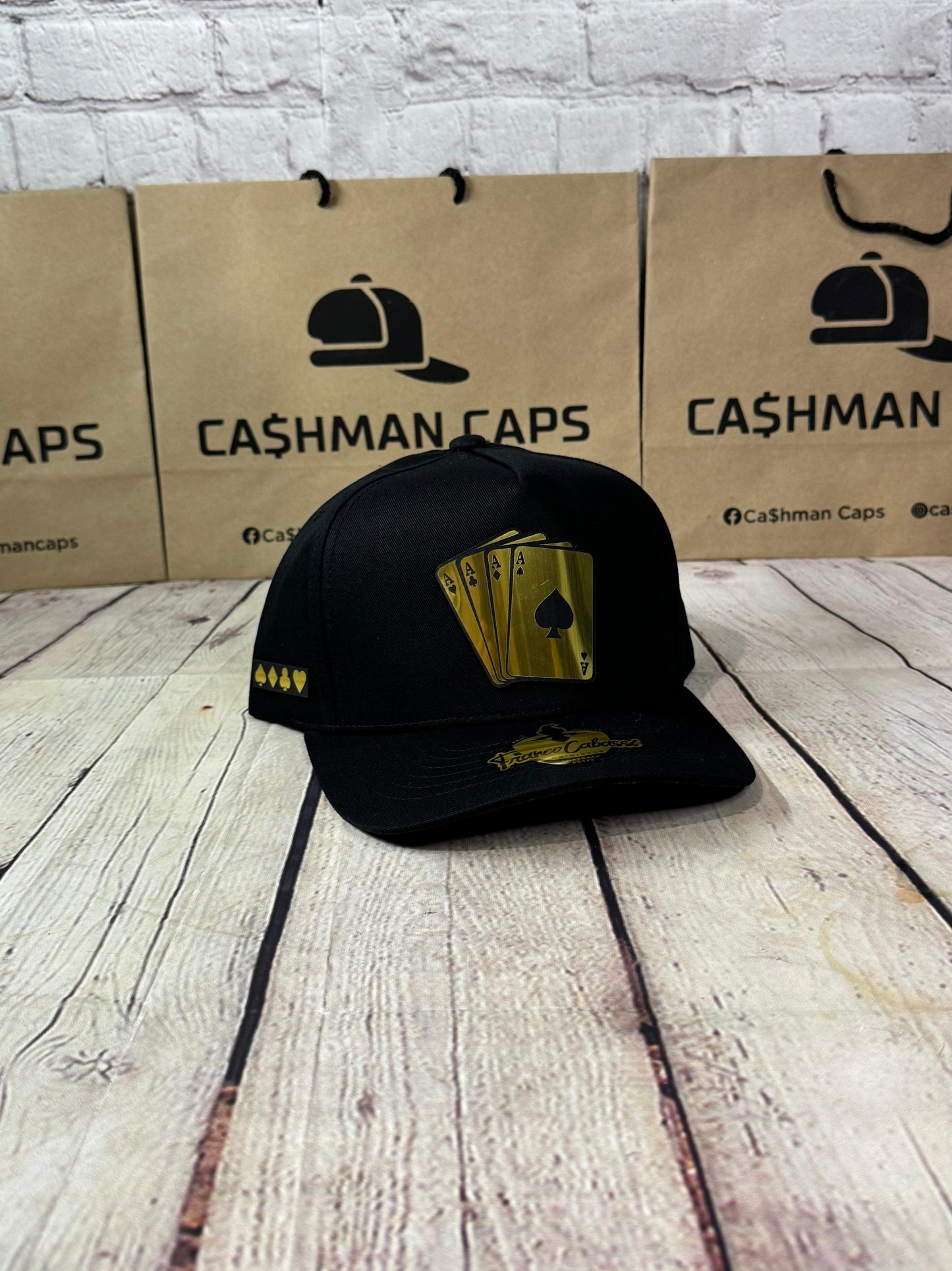 Gorra Baraja Dorada