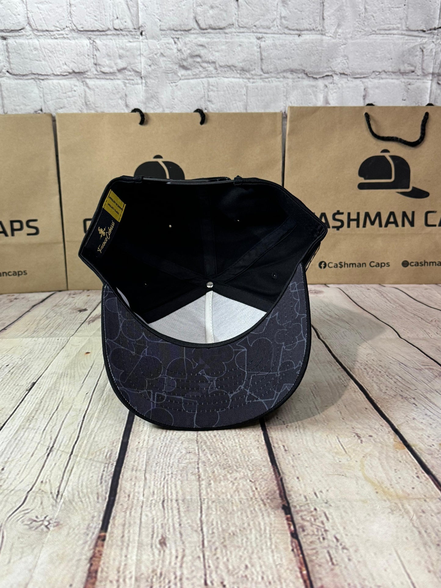 Gorra Baraja Dorada